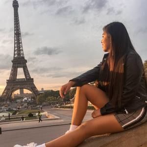 Meet your Posher, Emily